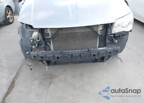 2018 Dodge Grand Caravan Sxt z USA, uszkodzony, nr VIN 2C4RDGCG4JR224070